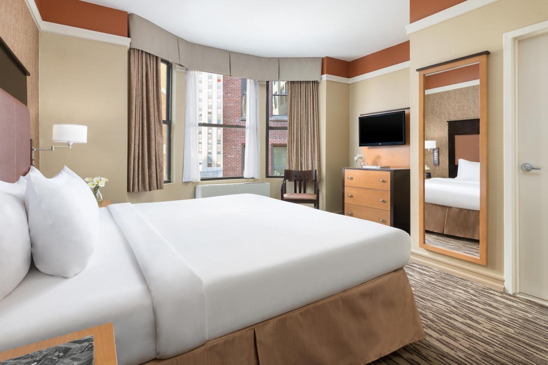 The Hotel at Fifth Avenue photo 4