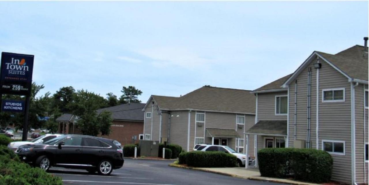 InTown Suites Extended Stay Atlanta GA - Forest Park photo 2