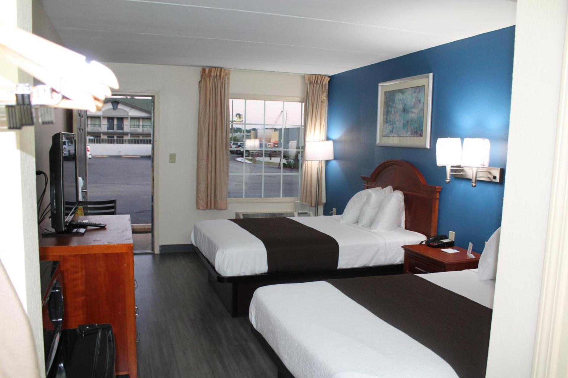 Americas Best Value Inn Tuscaloosa photo 25