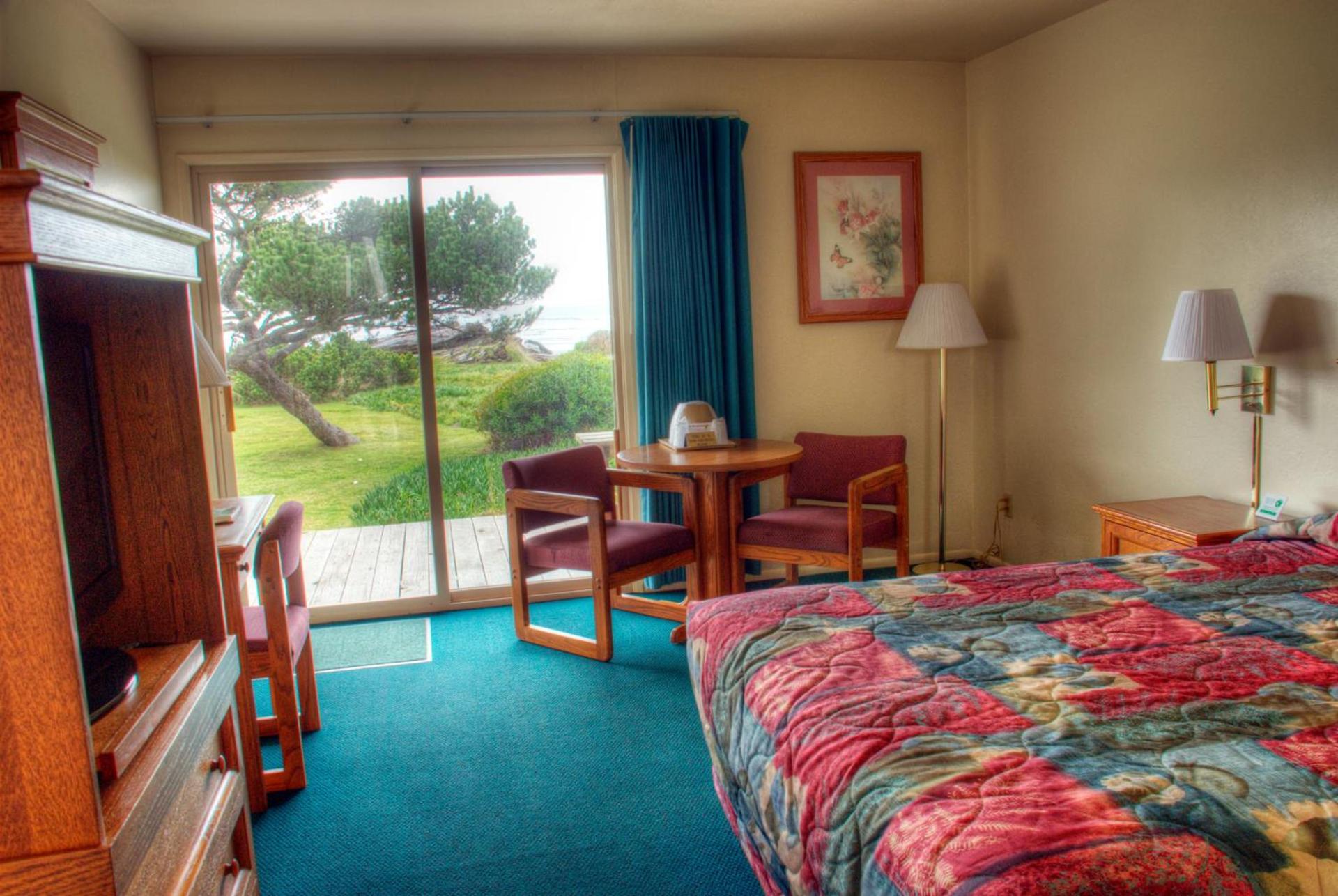 Crescent Beach Motel photo 4