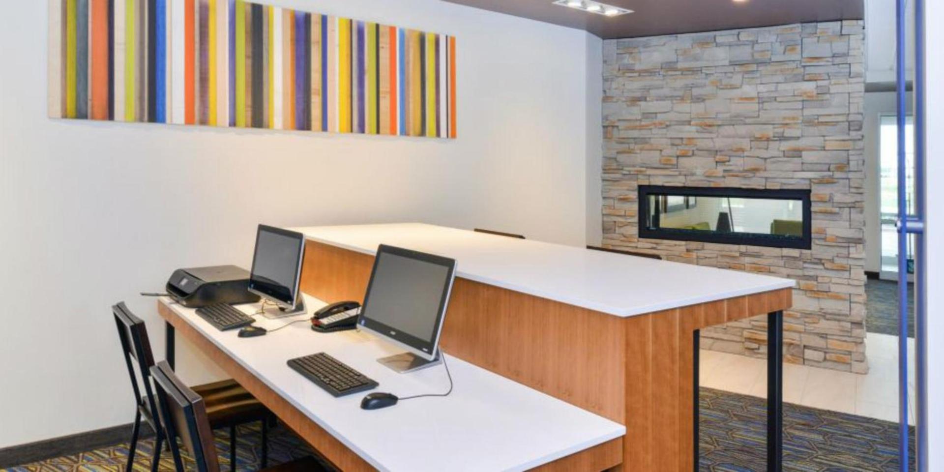 Holiday Inn Express - Alliance by IHG photo 32