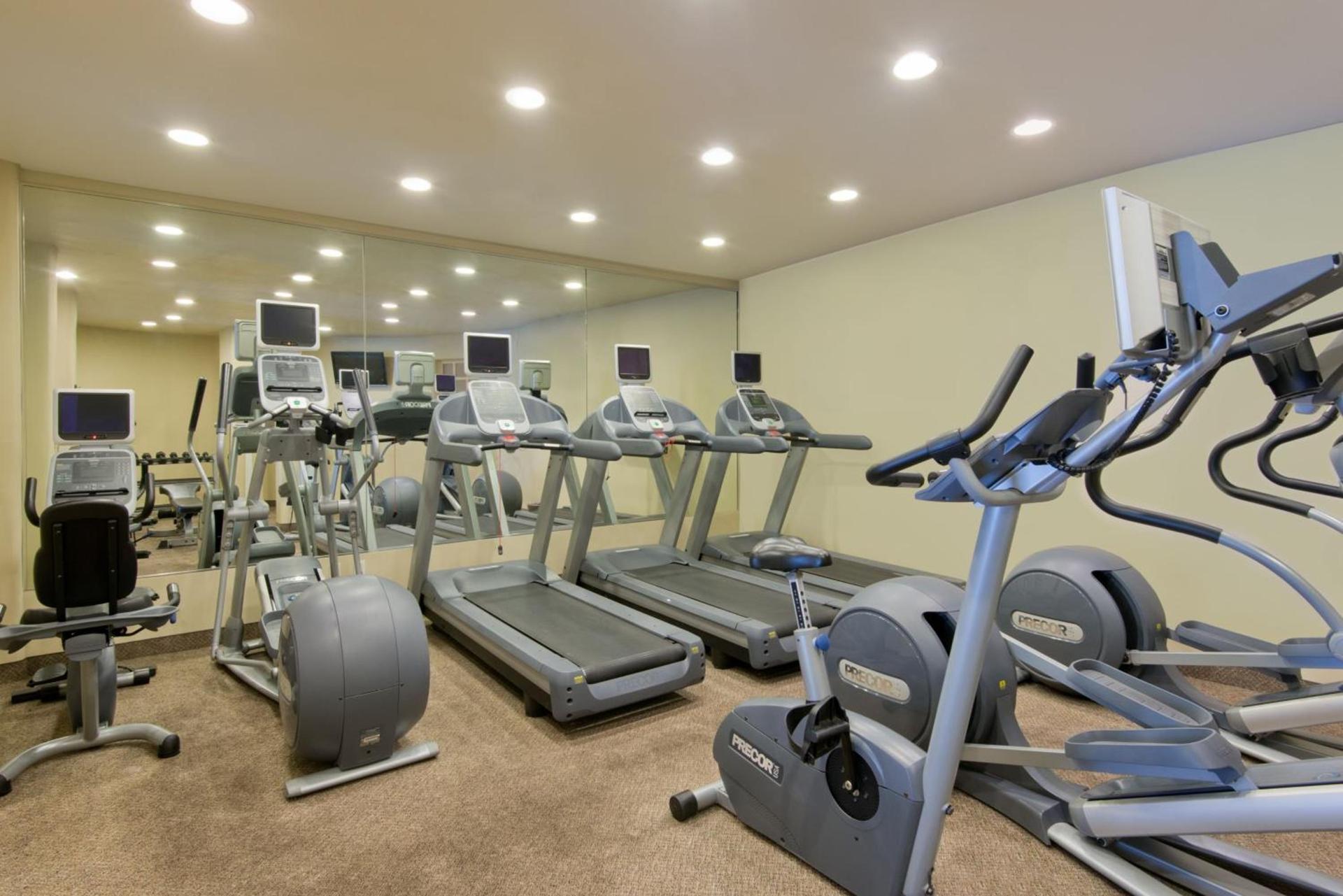 Crowne Plaza Albuquerque by IHG photo 18