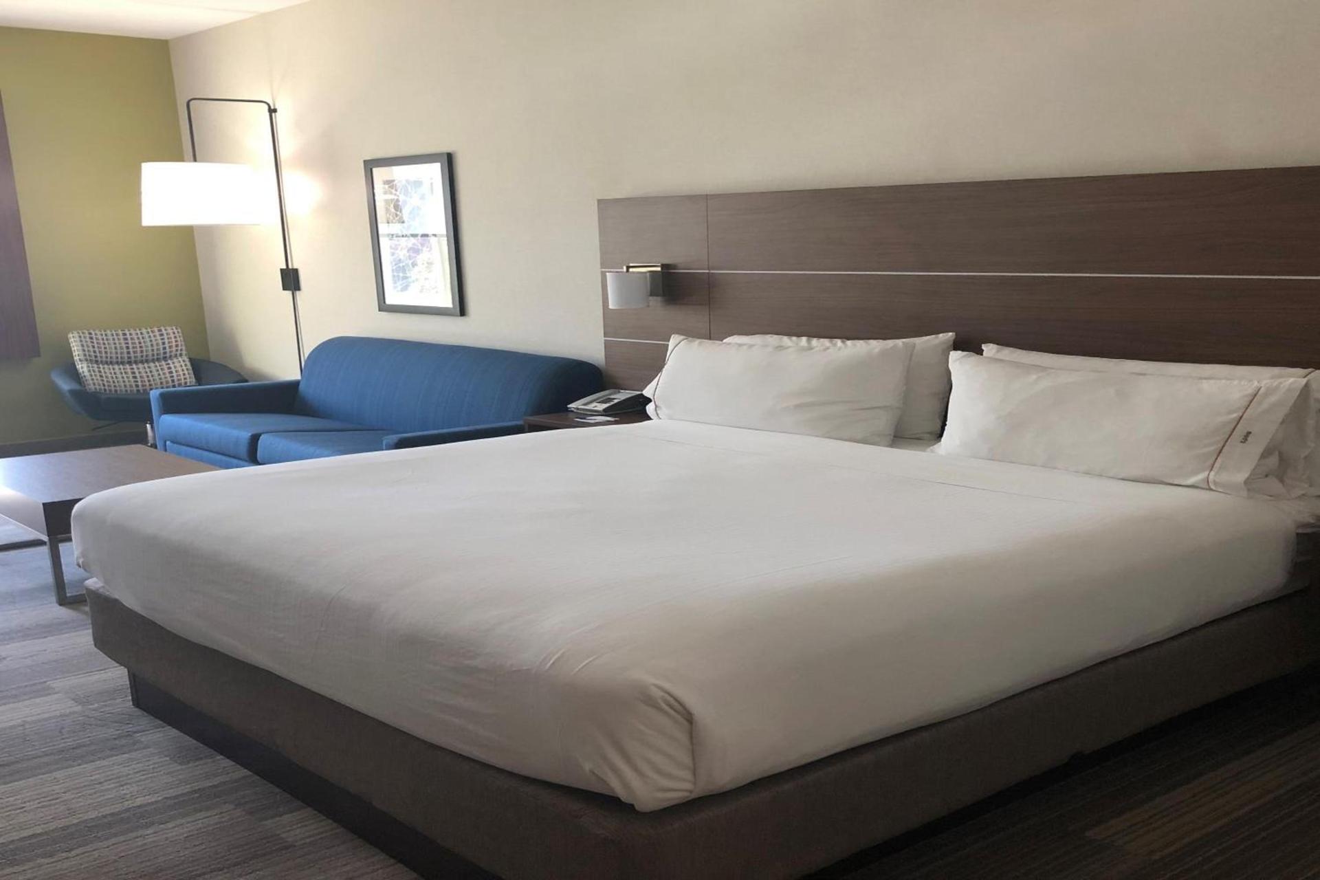 Holiday Inn Express & Suites Albany by IHG photo 23