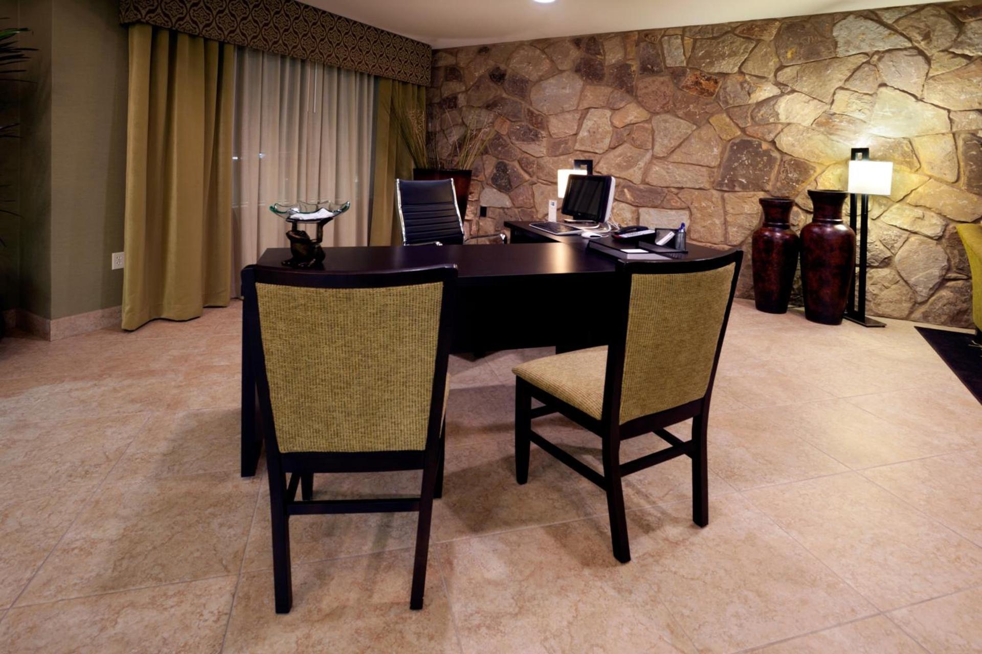 Holiday Inn Express Marble Falls by IHG photo 5