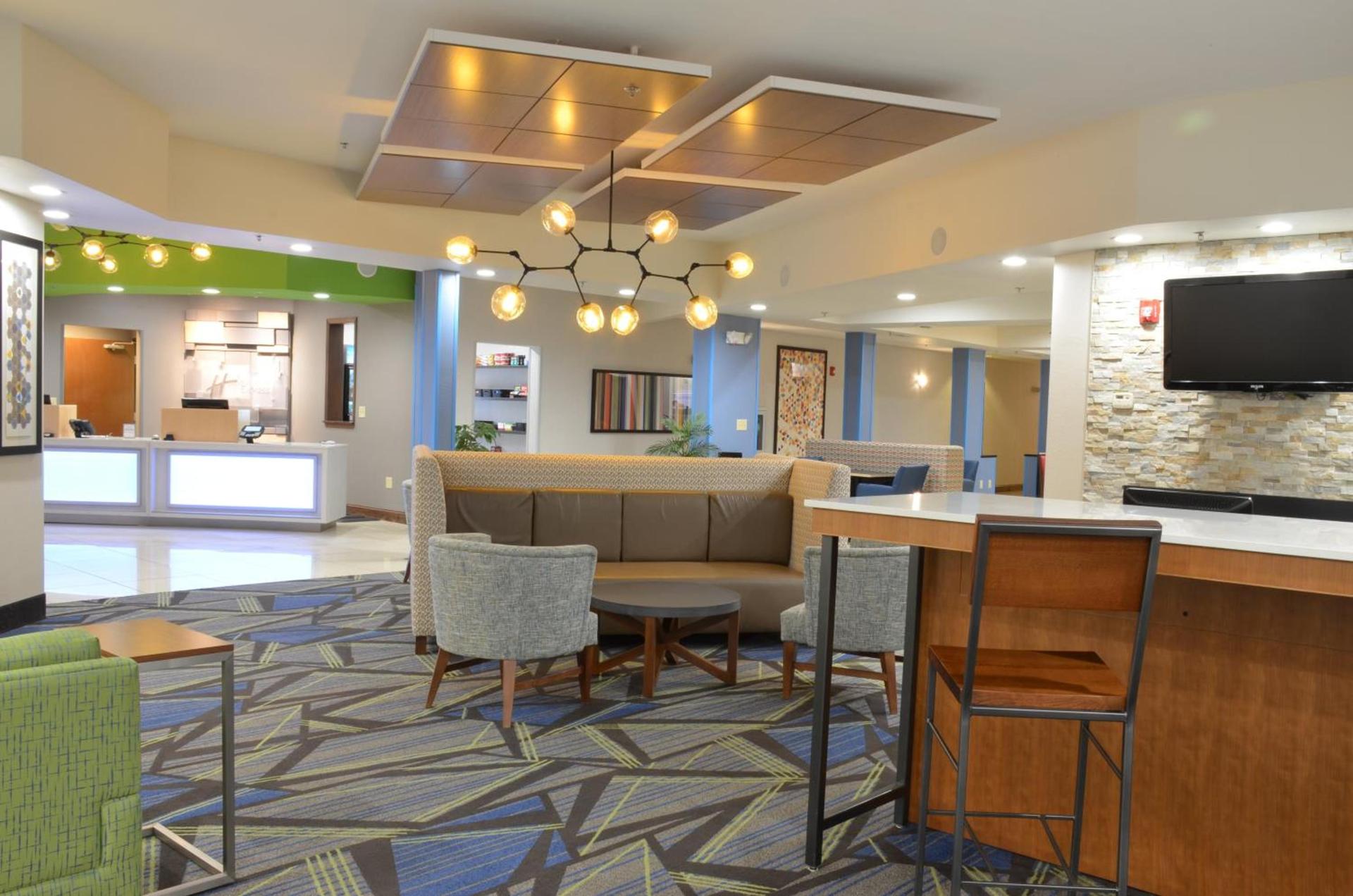 Holiday Inn Express- Waterloo/Cedar Falls by IHG photo 19
