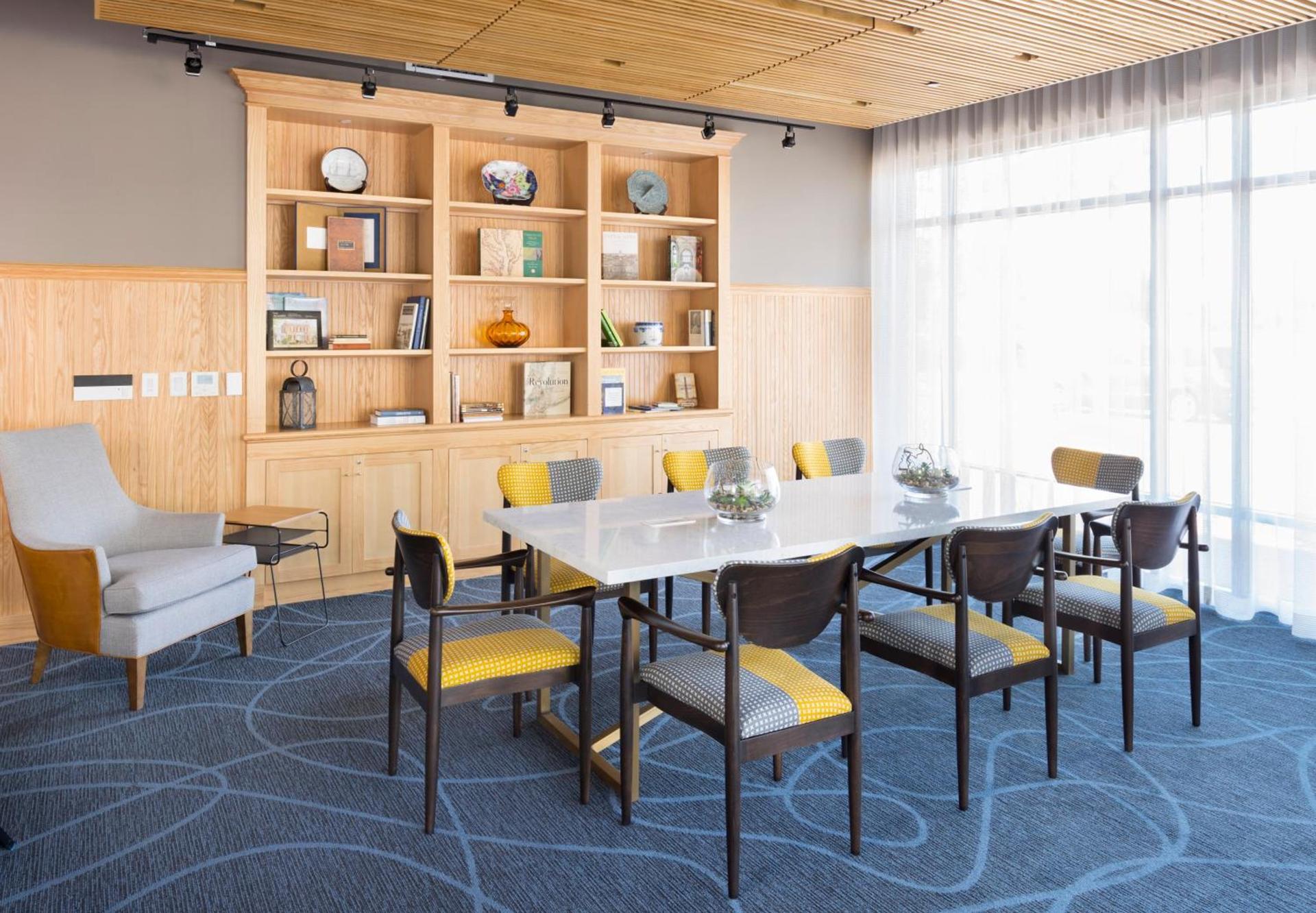 Hotel Indigo Old Town Alexandria by IHG photo 9