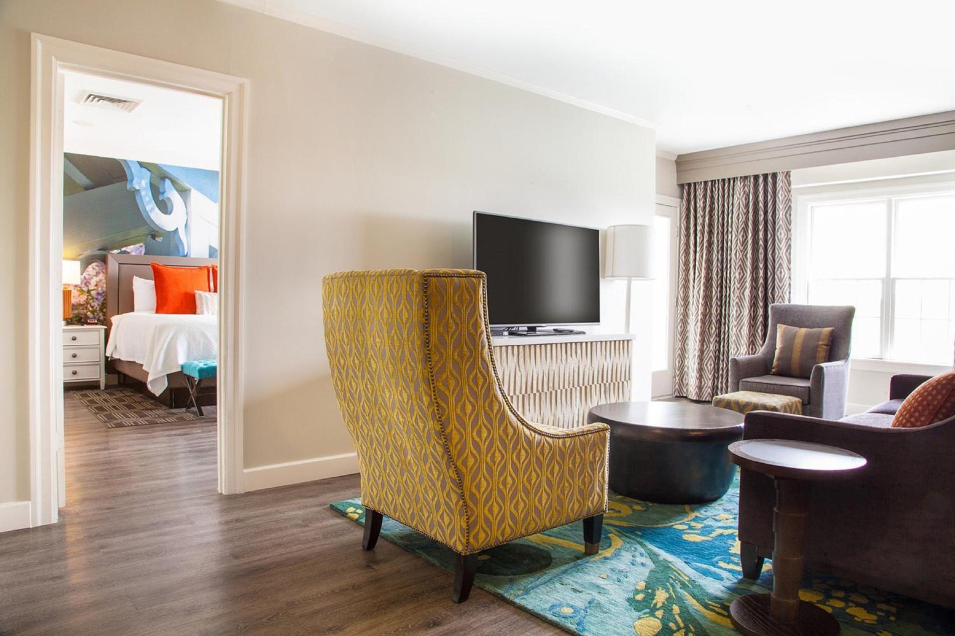 Hotel Indigo Atlanta-Vinings Ballpark Area by IHG photo 55