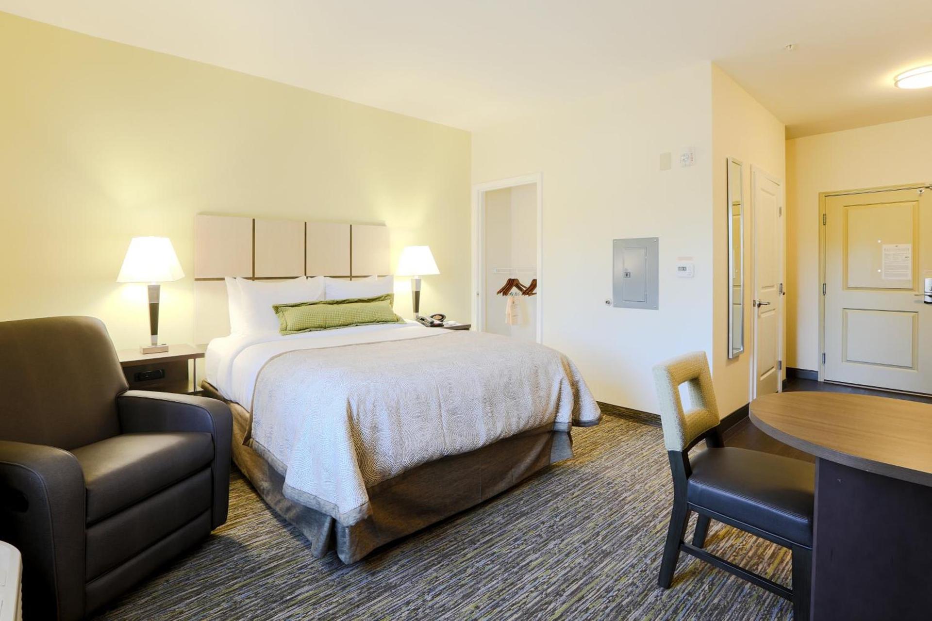 Candlewood Suites Auburn by IHG photo 3