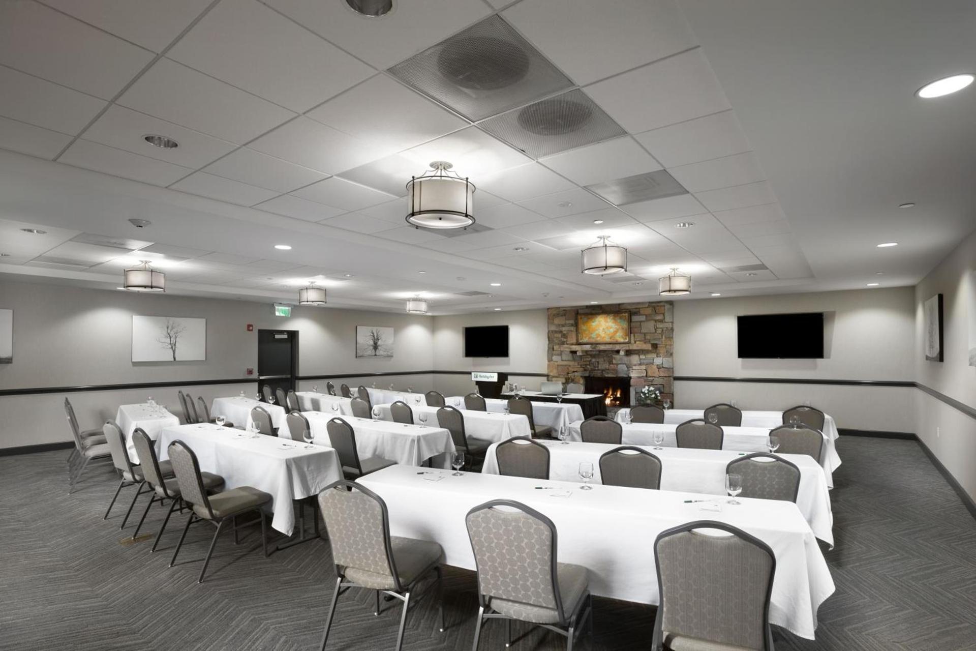 Holiday Inn Asheville East-Blue Ridge Pkwy by IHG photo 25