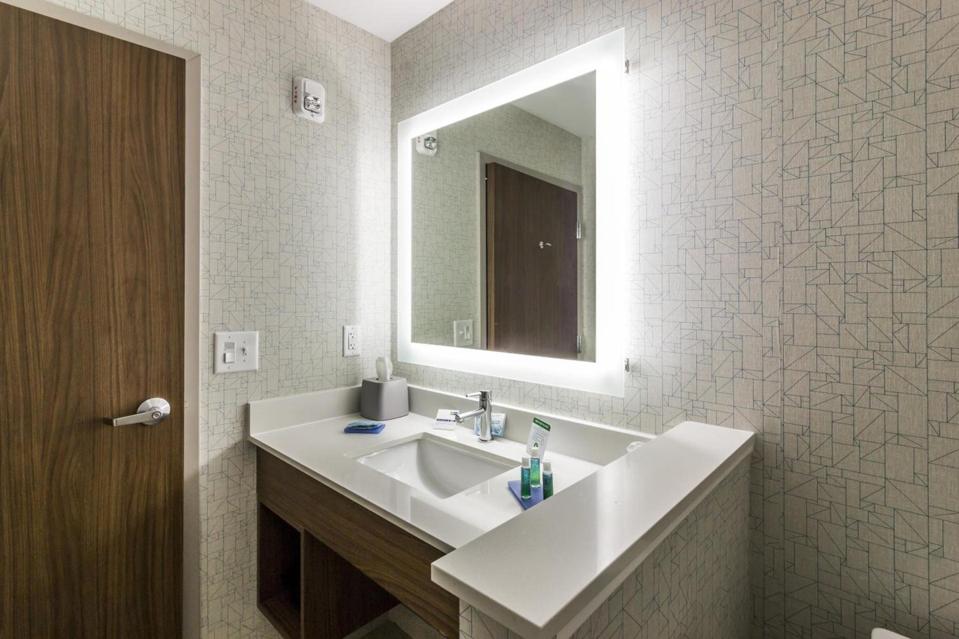 Holiday Inn Express - Villa Rica by IHG photo 32