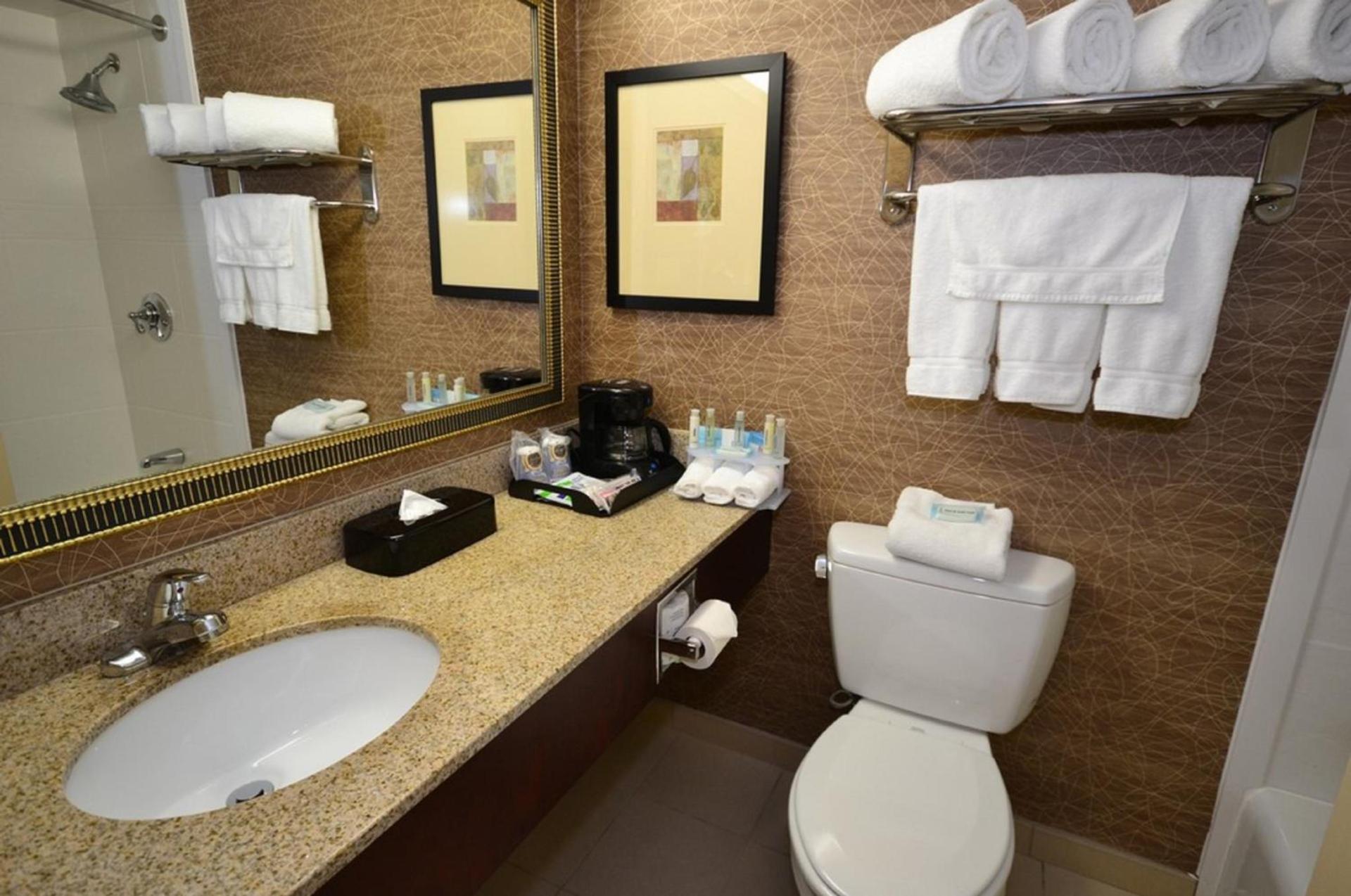 Garner Hotel Brockton - Boston by IHG photo 8
