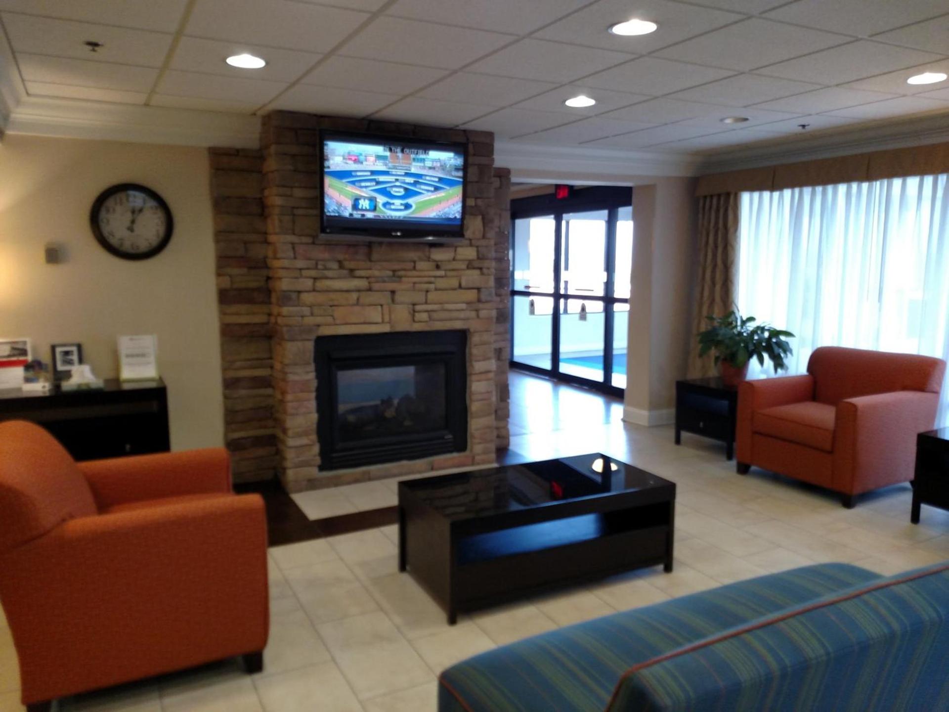 Holiday Inn Express Wilkes Barre East by IHG photo 13