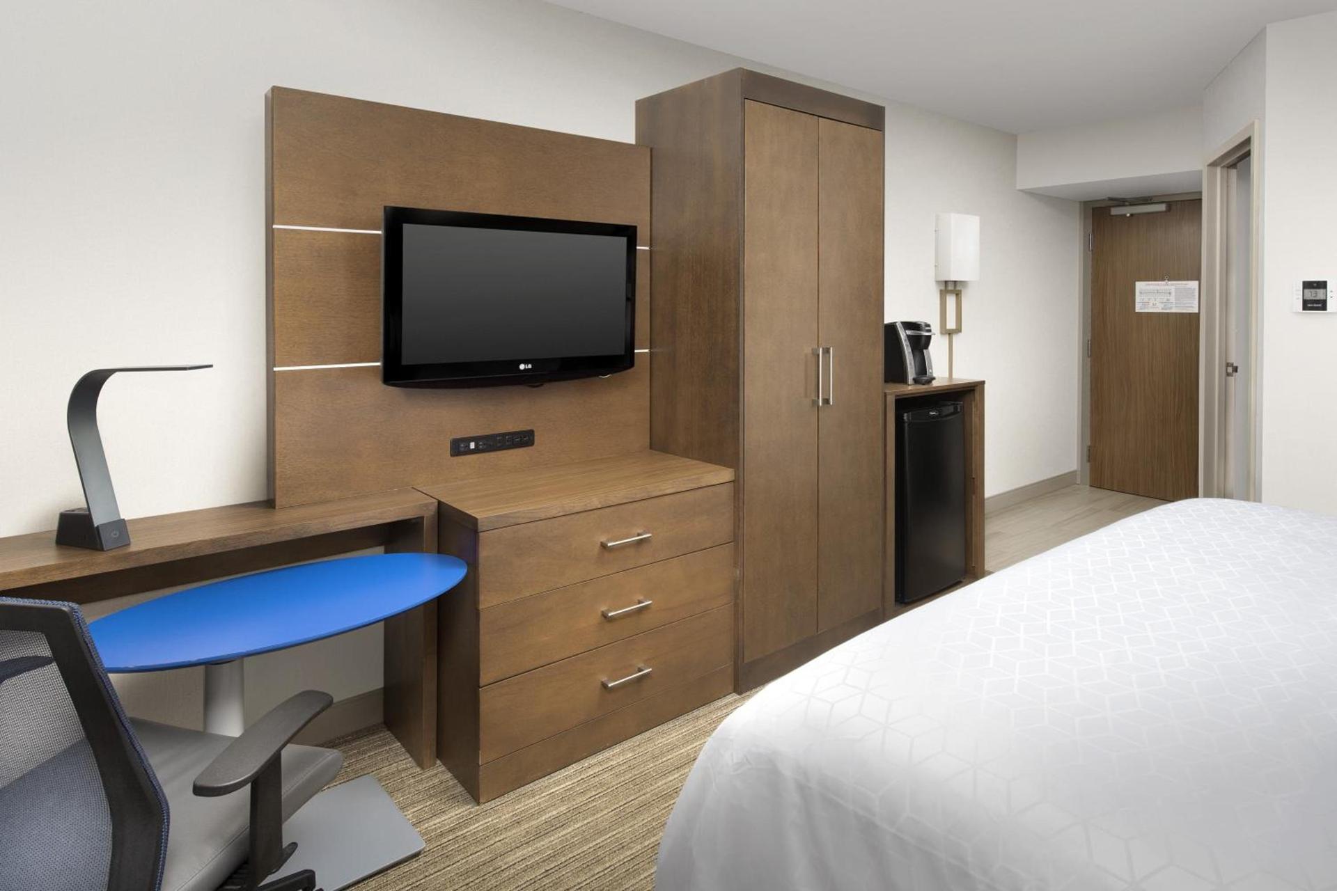 Holiday Inn Express Andover North - Lawrence by IHG photo 36
