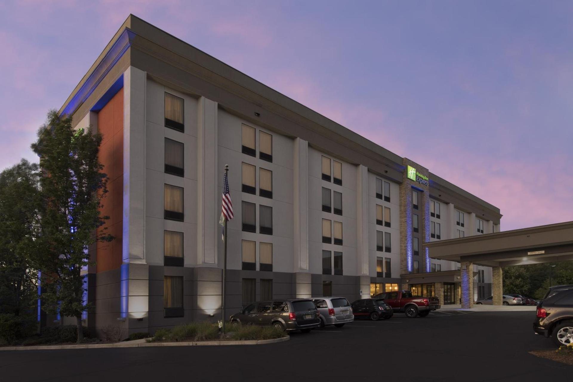 Holiday Inn Express Andover North - Lawrence by IHG photo 1