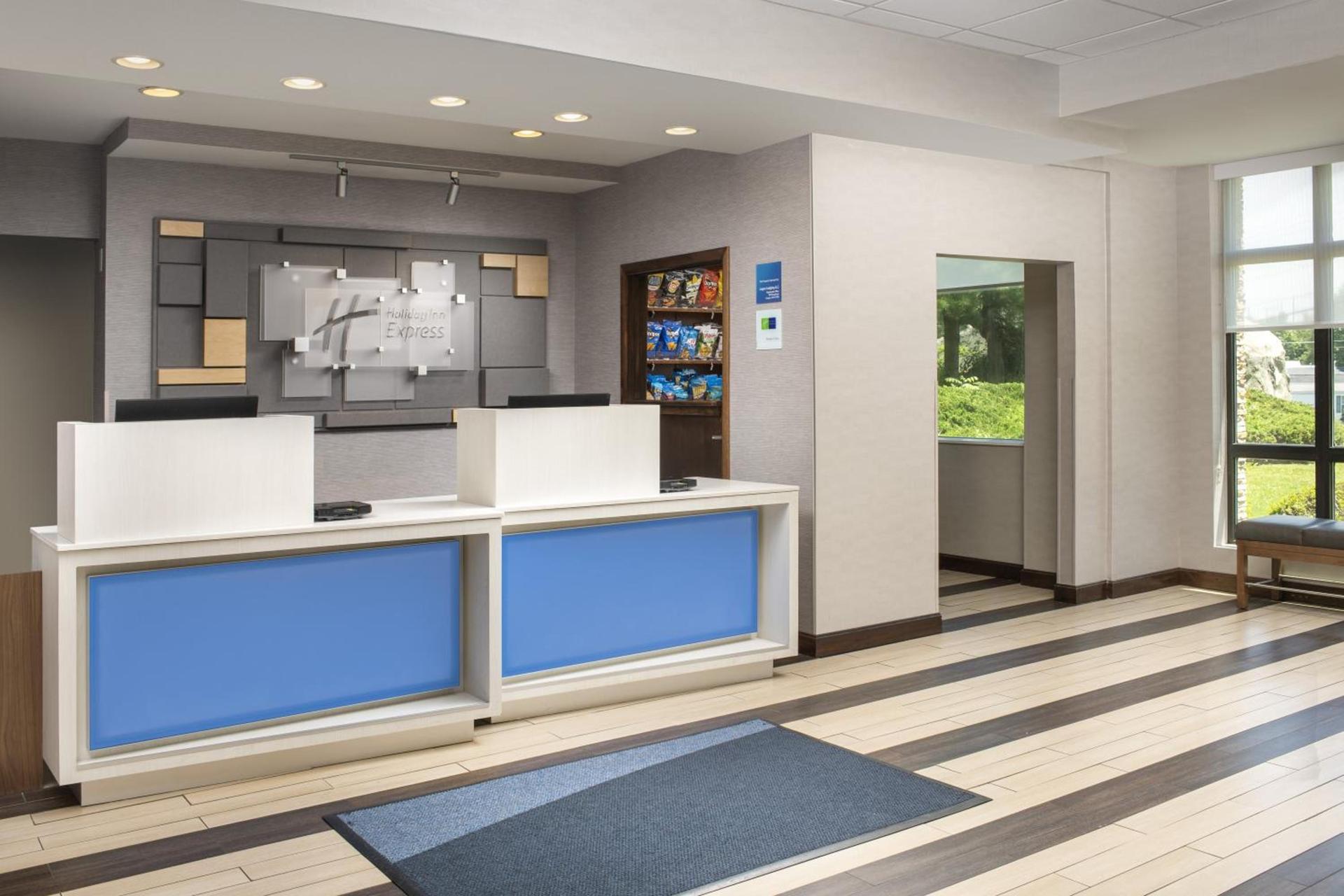 Holiday Inn Express Boston - Saugus by IHG photo 49
