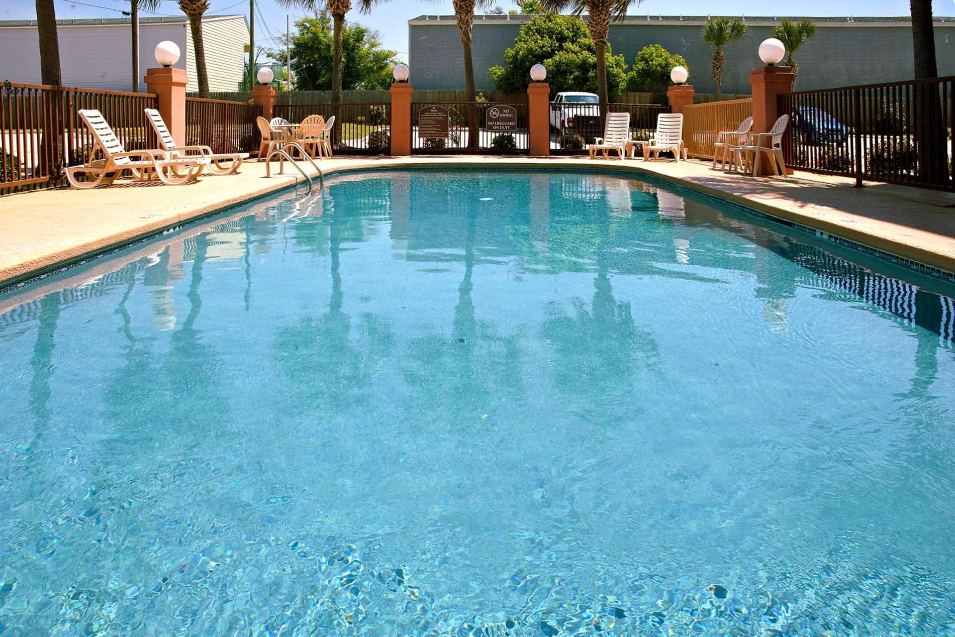 Holiday Inn Express - Biloxi - Beach Blvd by IHG photo 12
