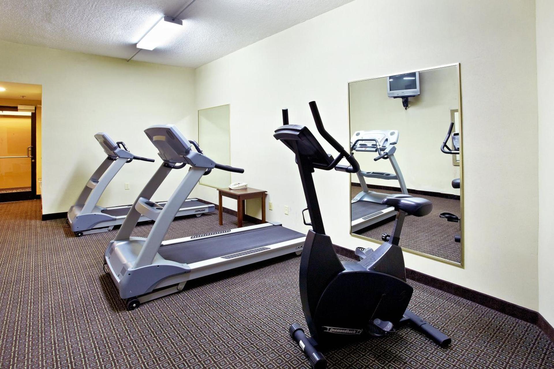 Holiday Inn Express - Biloxi - Beach Blvd by IHG photo 5