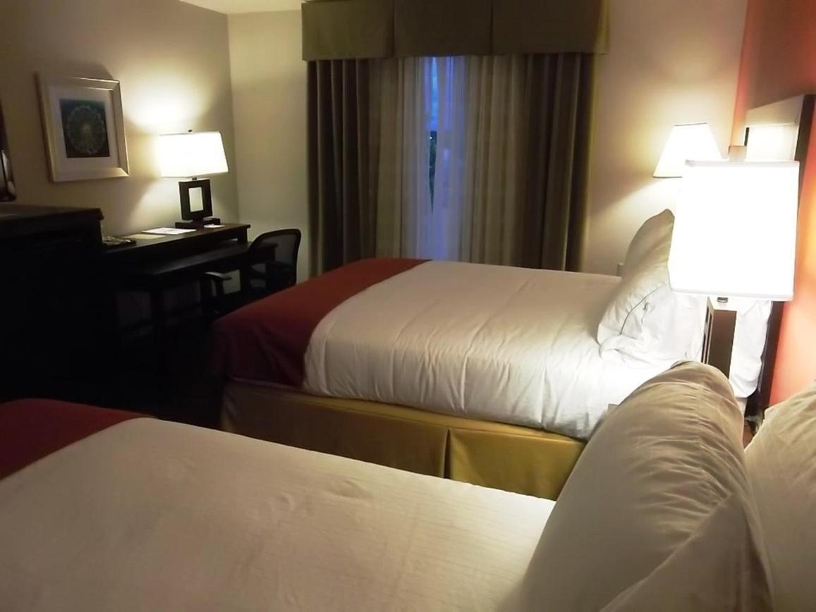 Holiday Inn Express & Suites Brookhaven by IHG photo 5