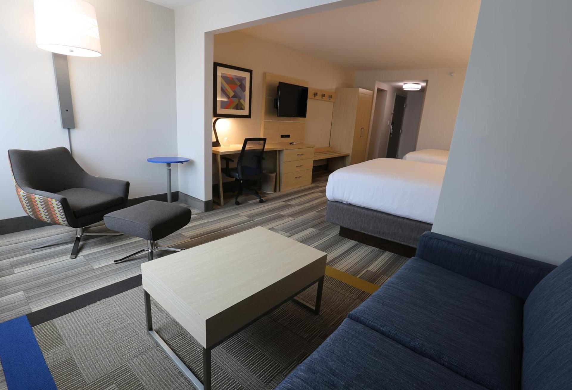Holiday Inn Express - Biloxi - Beach Blvd by IHG photo 19