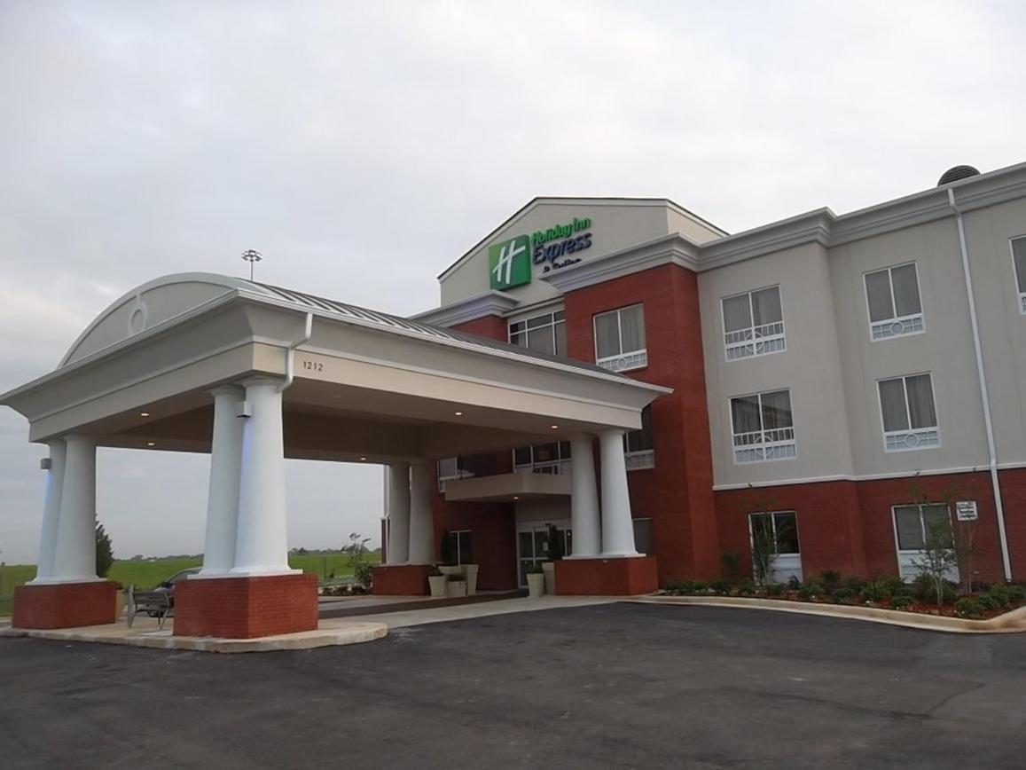 Holiday Inn Express & Suites Brookhaven by IHG photo 4