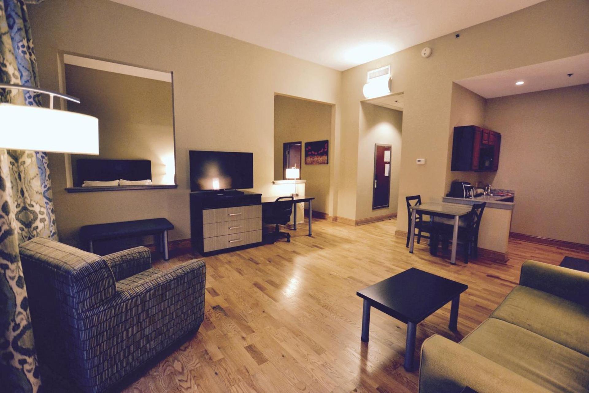 Holiday Inn Express Cleveland Downtown by IHG photo 33