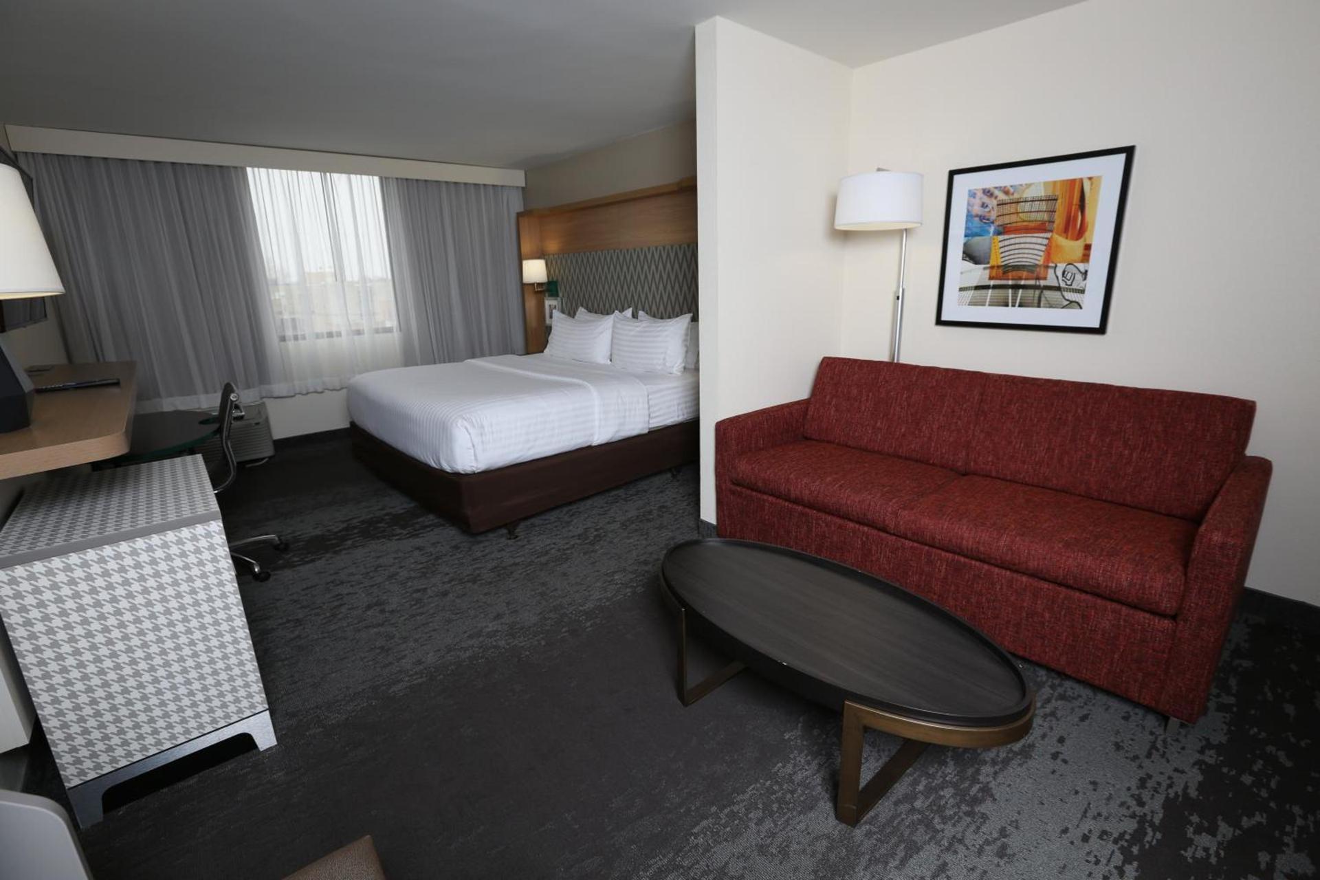 Holiday Inn Chicago North Shore by IHG photo 56