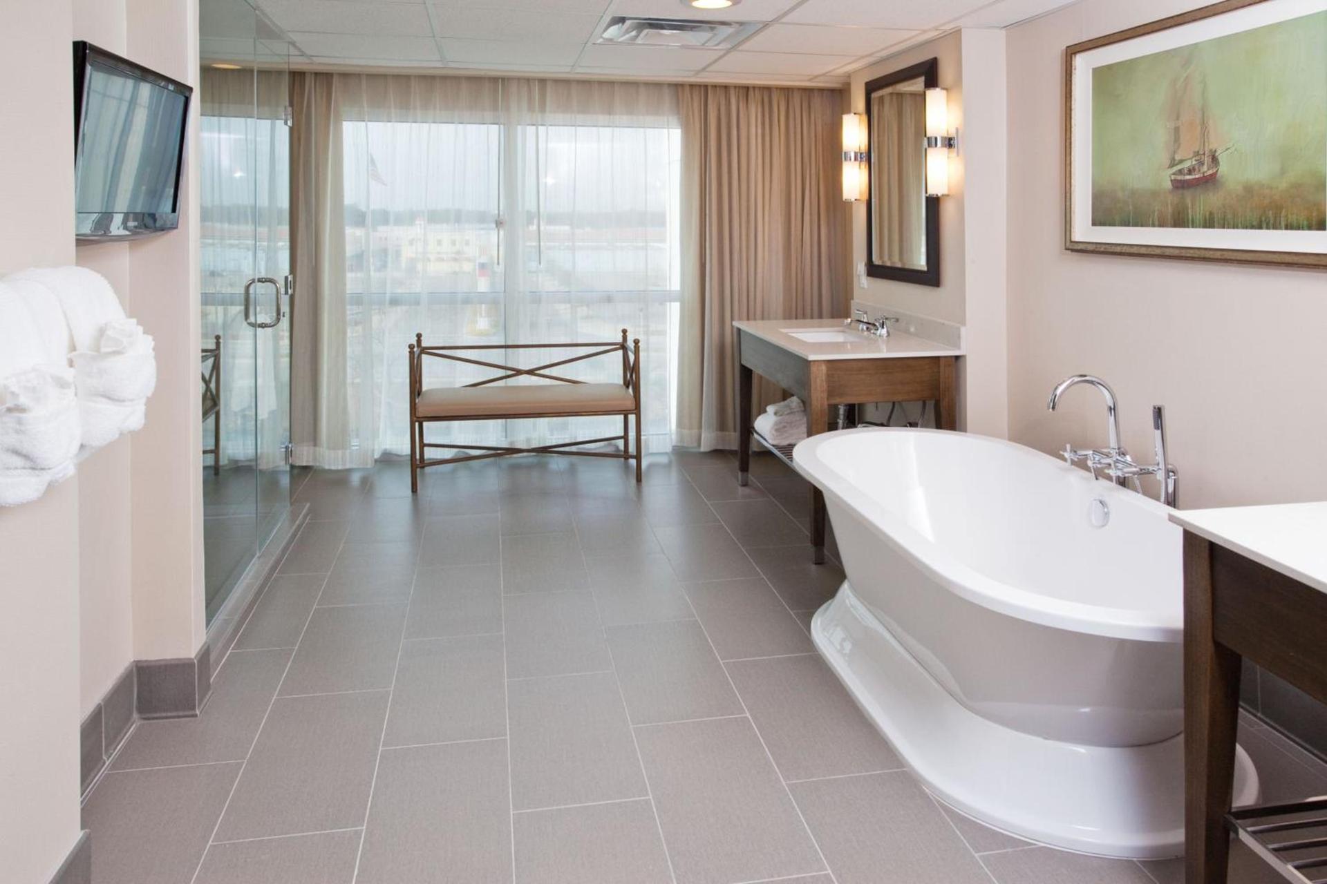 Crowne Plaza Charleston by IHG photo 71
