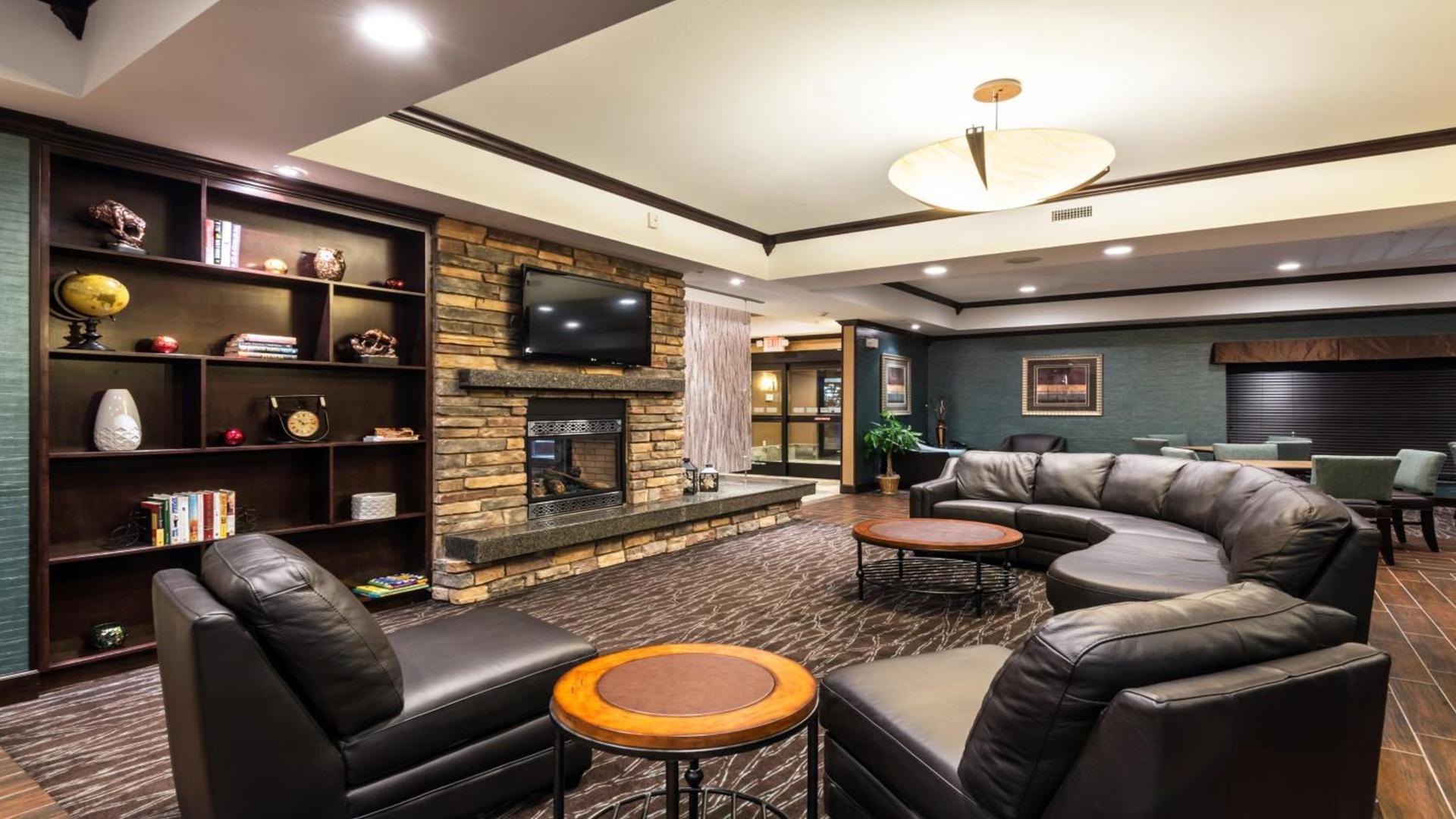 Holiday Inn Express Hotel & Suites Butte by IHG photo 45