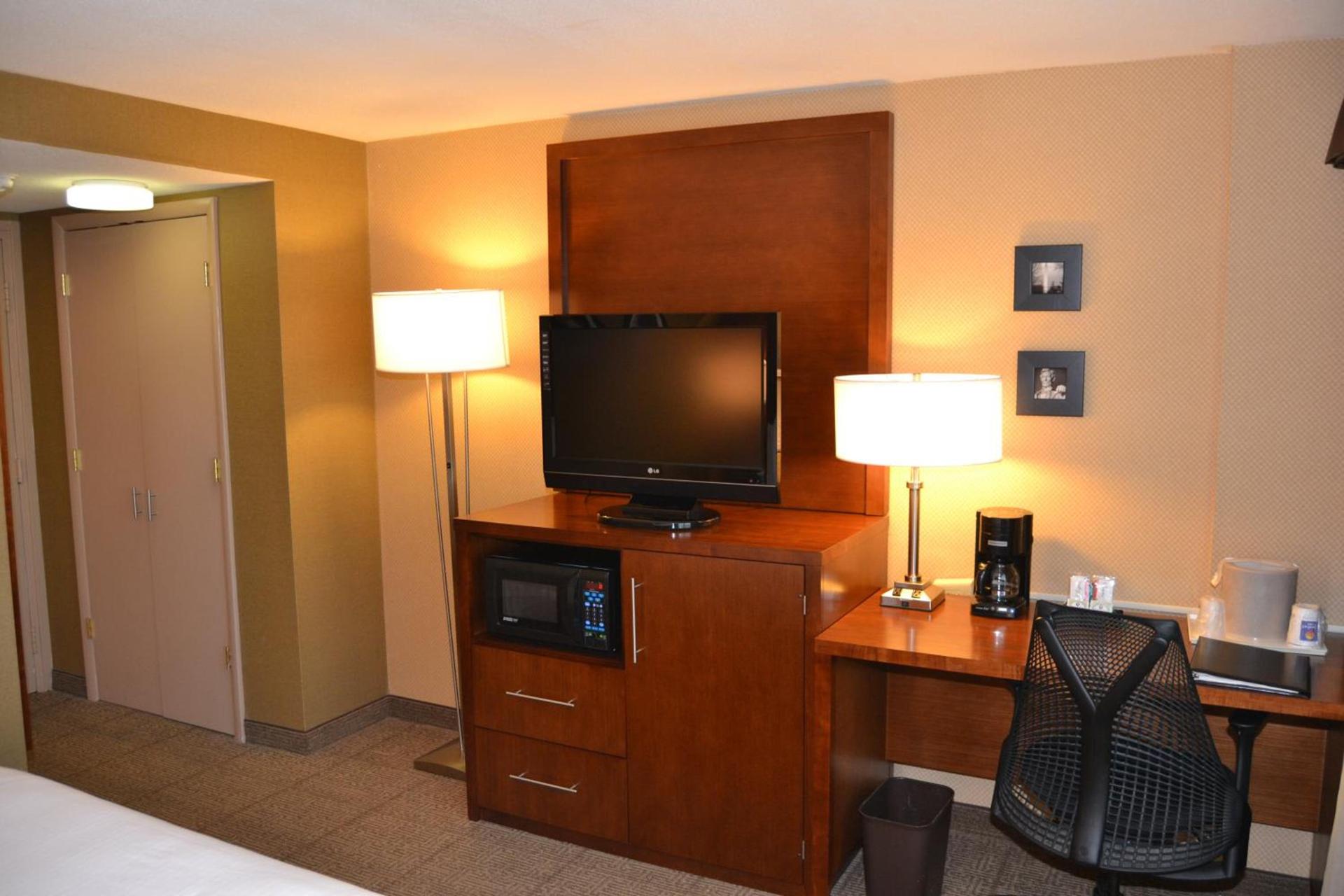 Holiday Inn Express Washington DC Silver Spring by IHG photo 27
