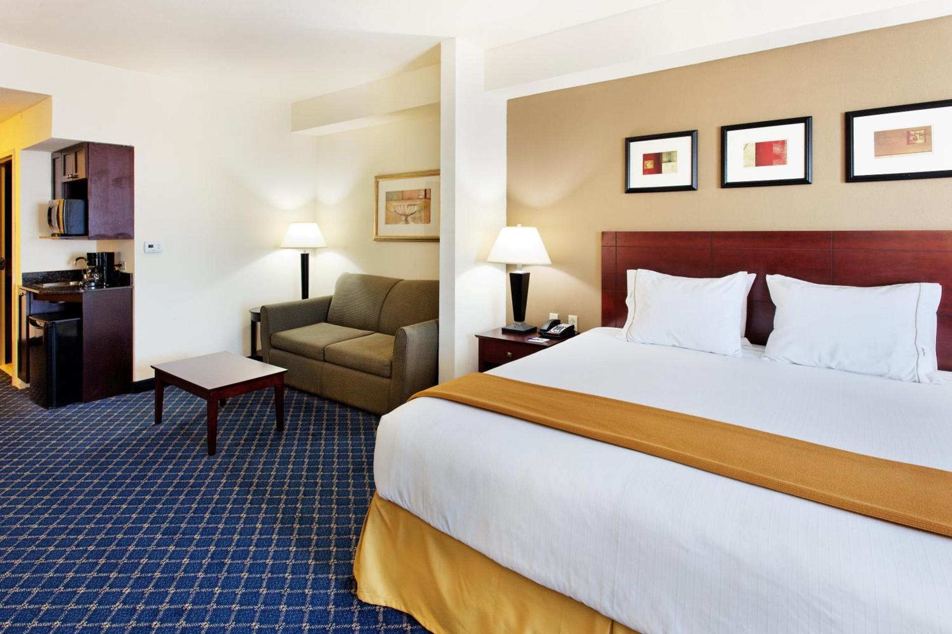 Holiday Inn Express & Suites Cookeville by IHG photo 4