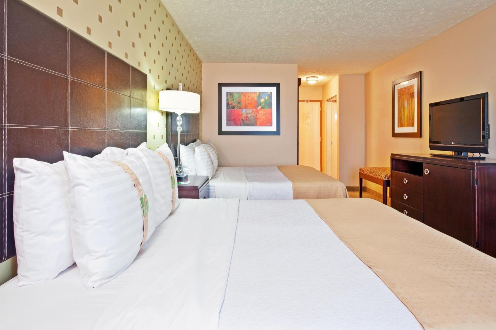 Holiday Inn Bloomington-University Area by IHG photo 32