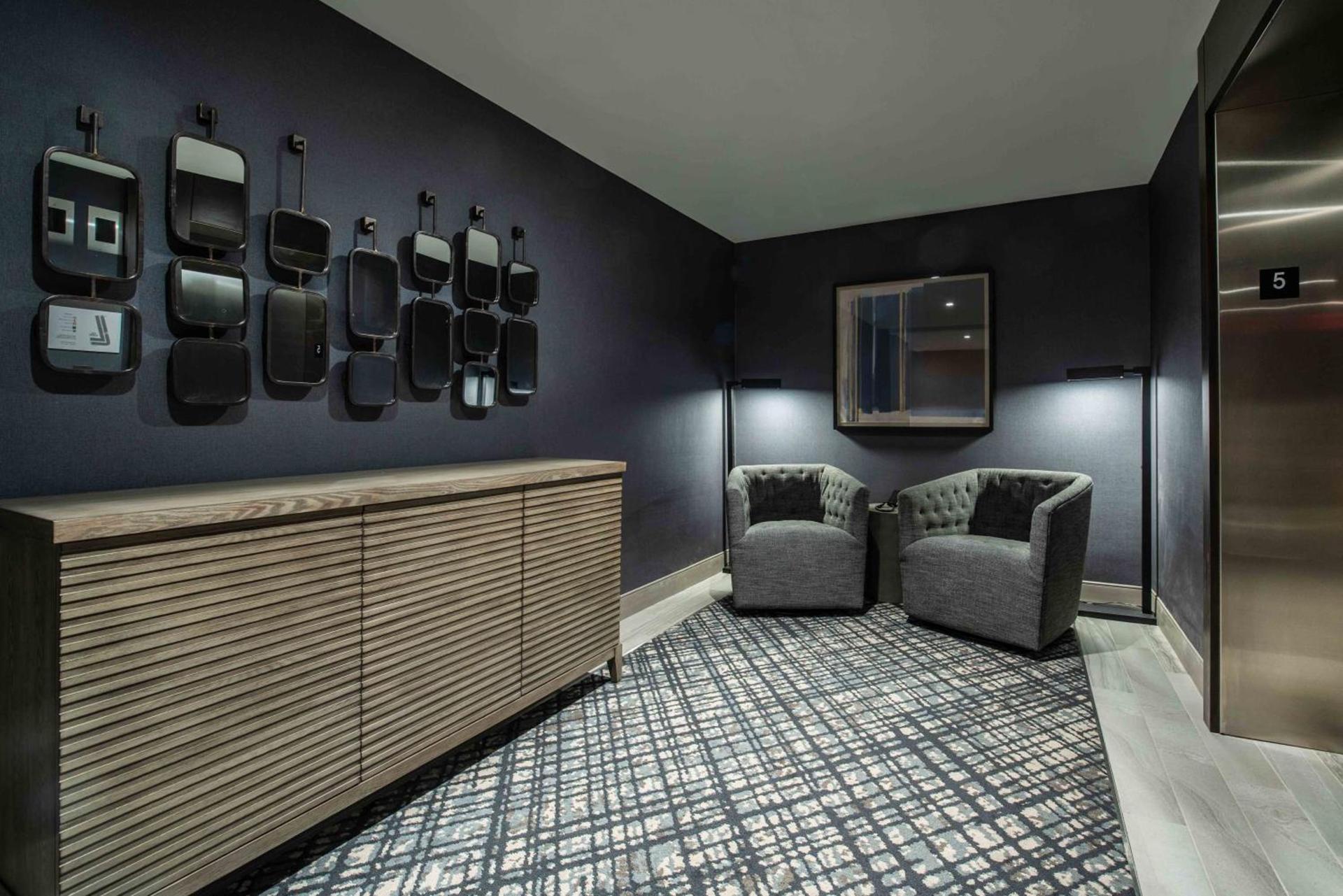 Staybridge Suites - Quincy by IHG photo 5
