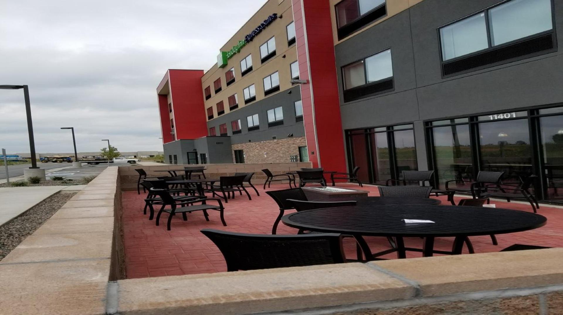Holiday Inn Express & Suites Broomfield by IHG photo 9