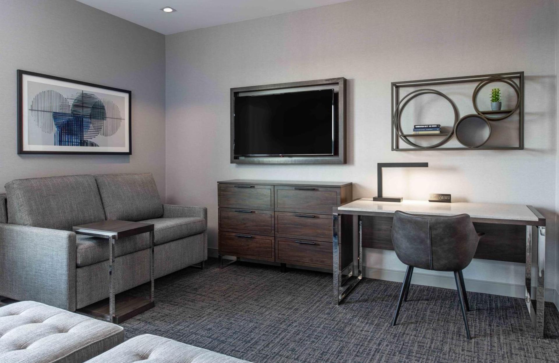 Staybridge Suites - Quincy by IHG photo 20