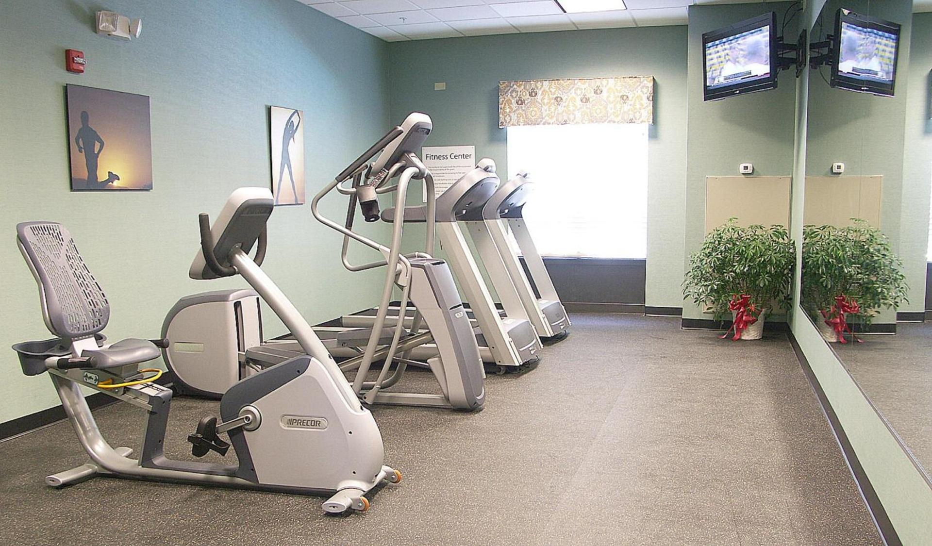 Holiday Inn Express & Suites - Cleveland Northwest by IHG photo 21