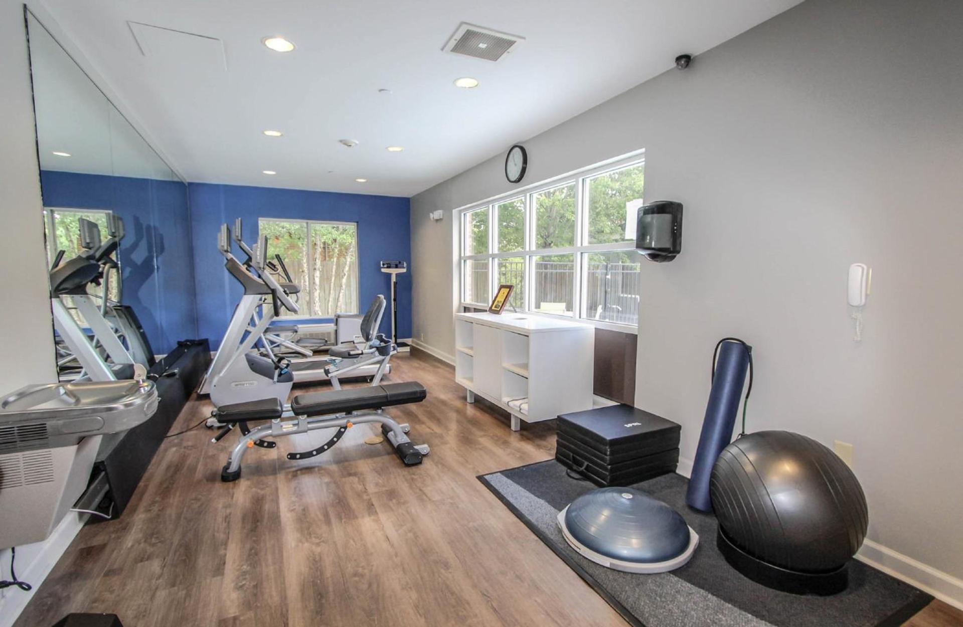 Holiday Inn Express Hotel & Suites Charleston - North by IHG photo 6