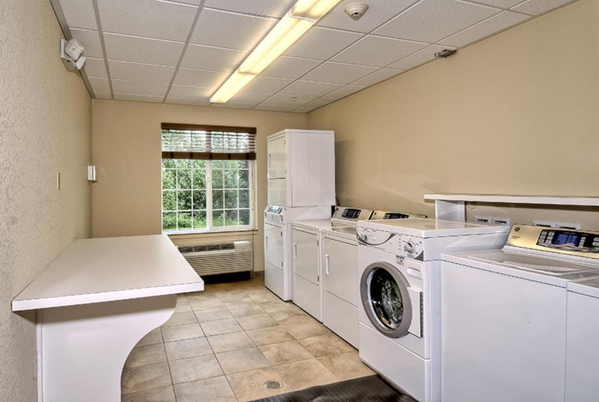 Candlewood Suites Burlington by IHG photo 19