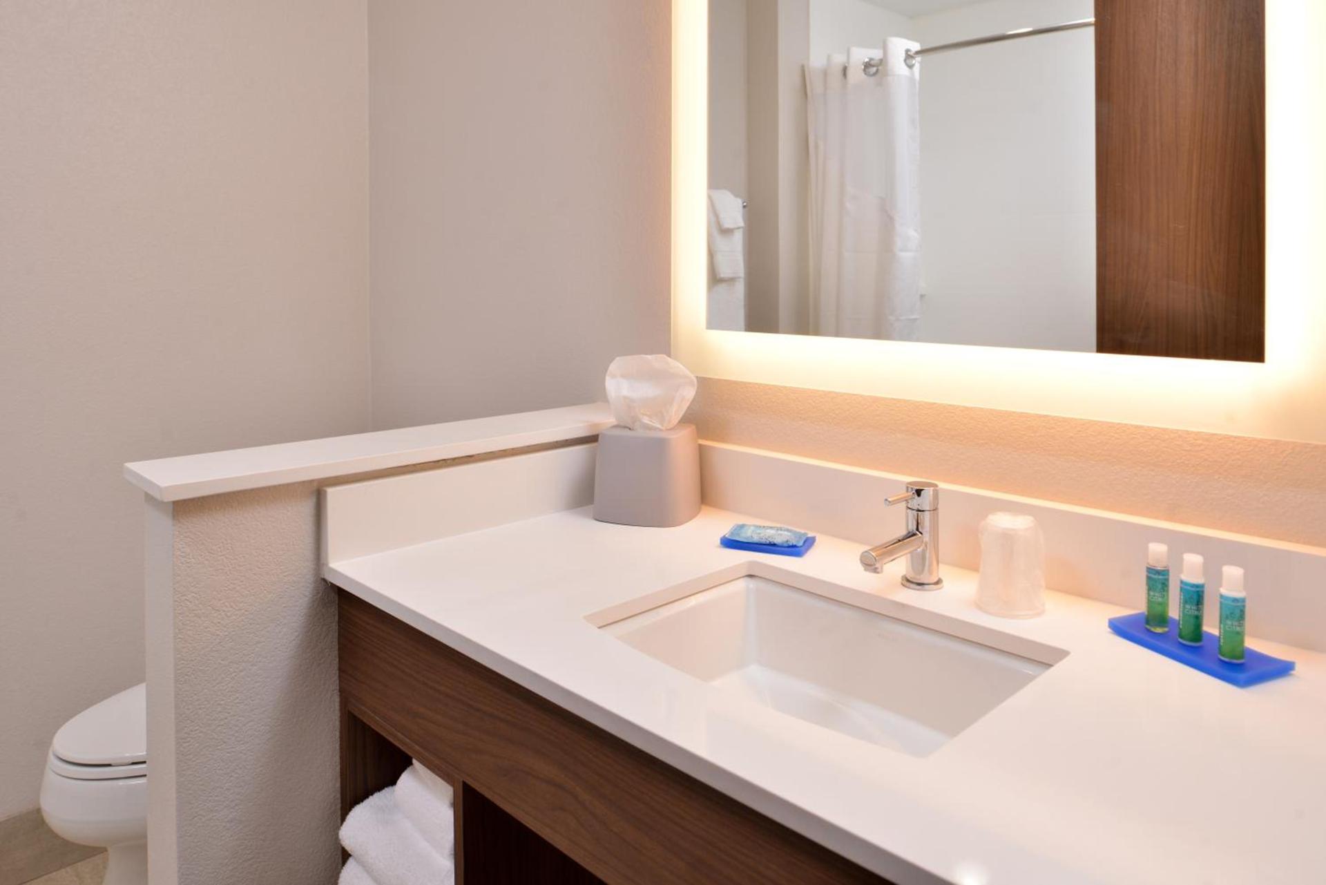 Holiday Inn Express - Early by IHG photo 18