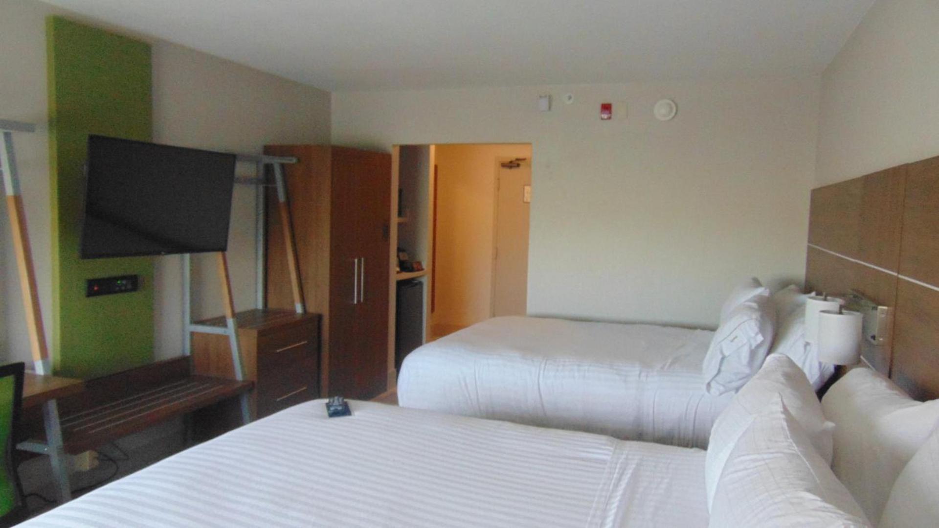 Holiday Inn Express & Suites Wapakoneta by IHG photo 39