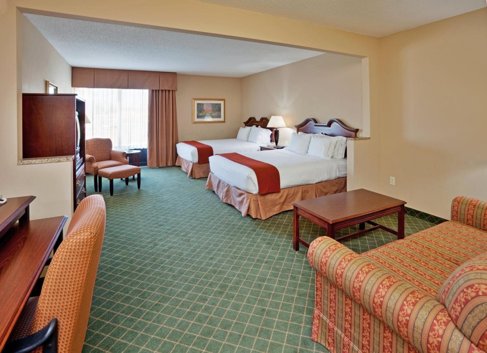 Holiday Inn Express Hotel & Suites Cape Girardeau I-55 by IHG photo 3
