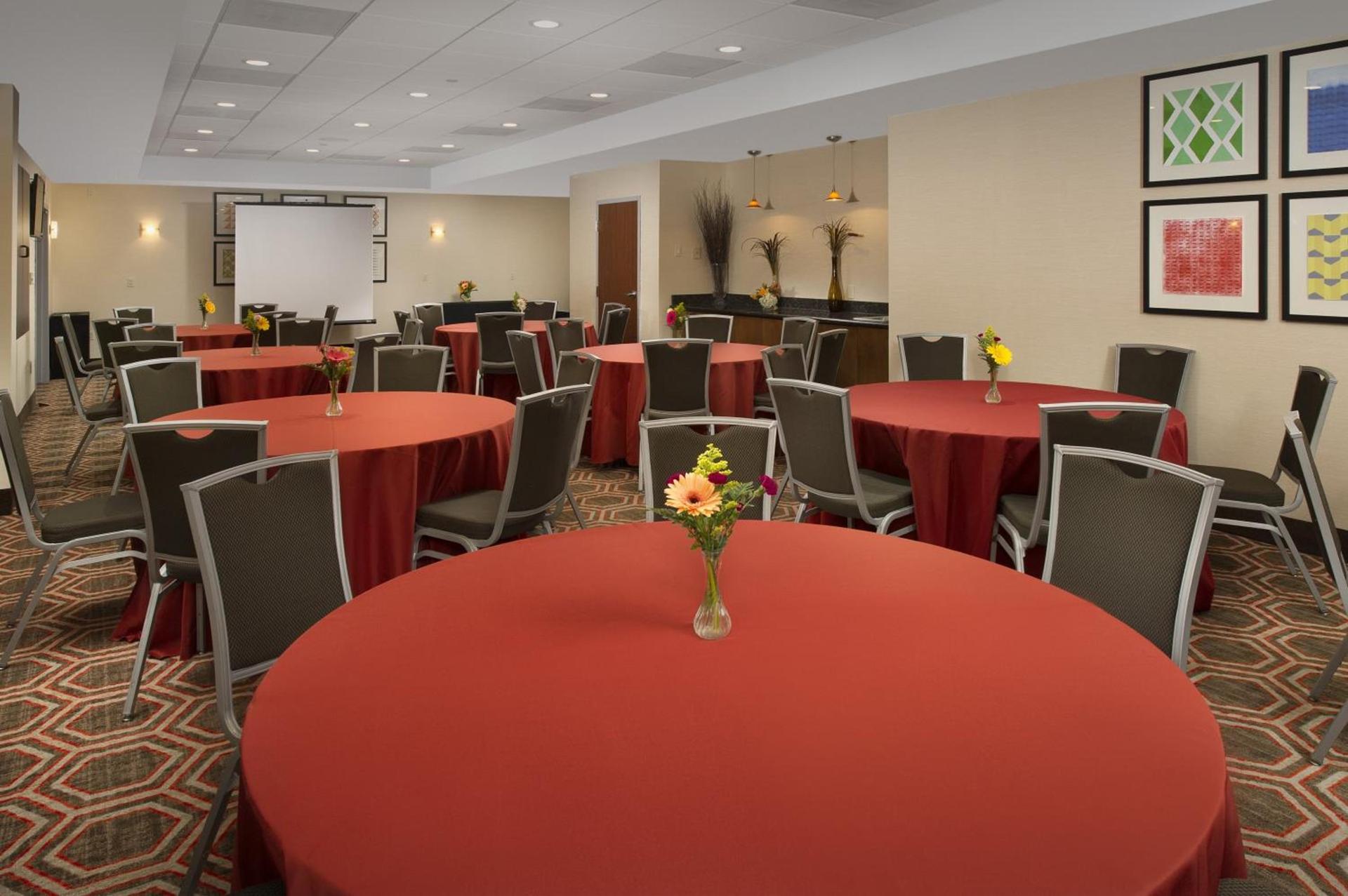Holiday Inn Express Baltimore at the Stadiums by IHG photo 30