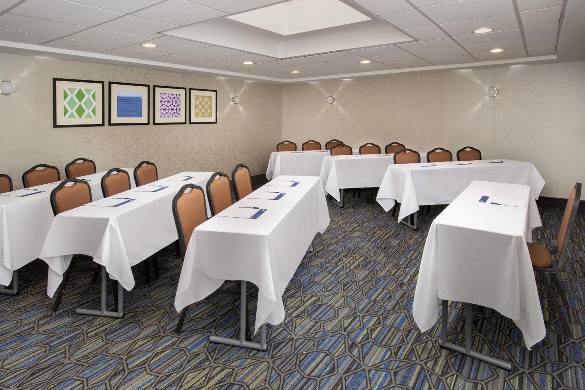 Holiday Inn Express Boston - Saugus by IHG photo 52