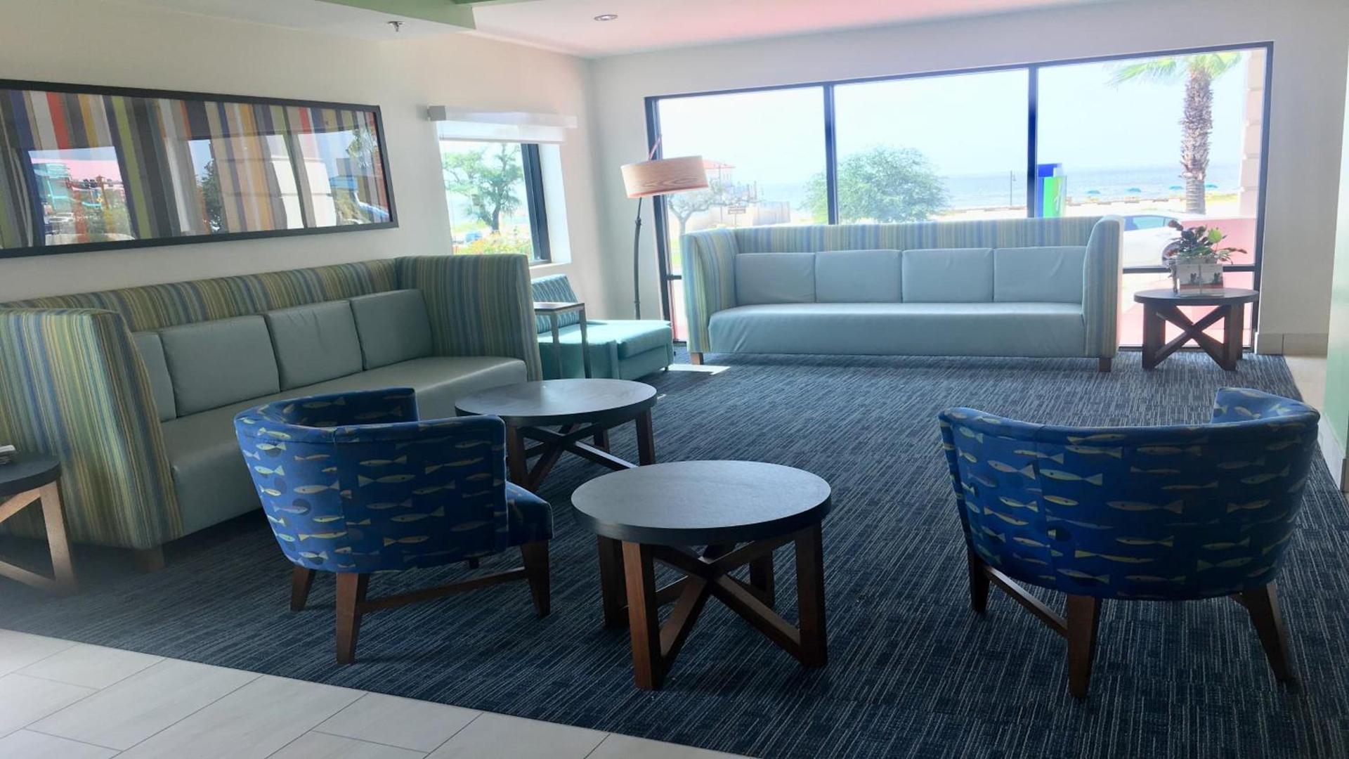 Holiday Inn Express - Biloxi - Beach Blvd by IHG photo 6