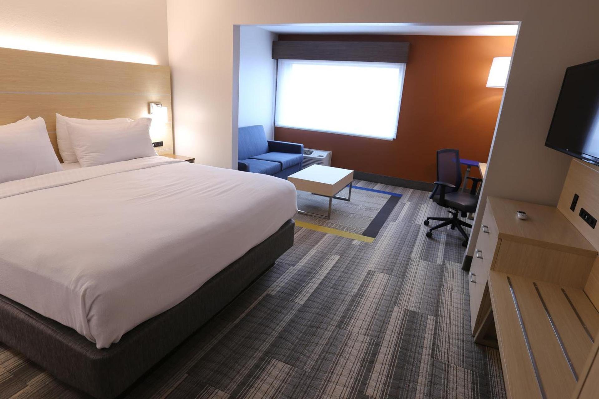 Holiday Inn Express - Biloxi - Beach Blvd by IHG photo 24
