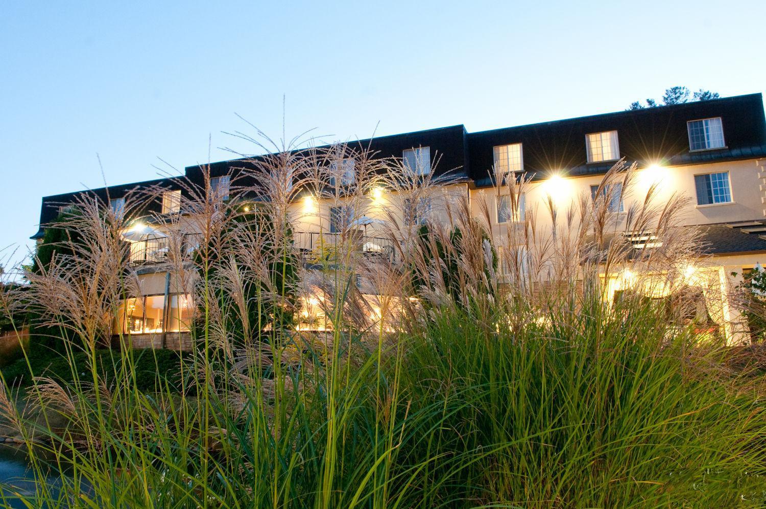 Meadowbrook Inn photo 4