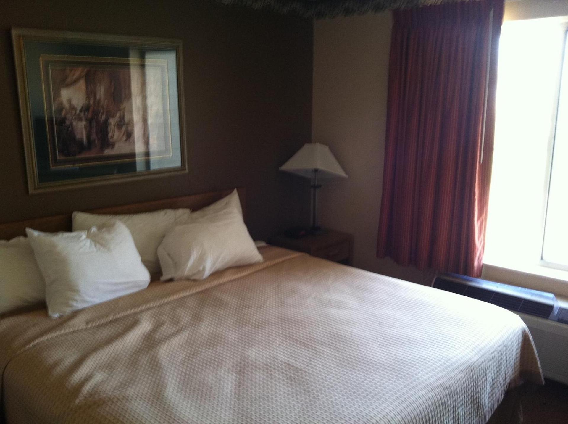 Days Inn by Wyndham Worthington photo 42
