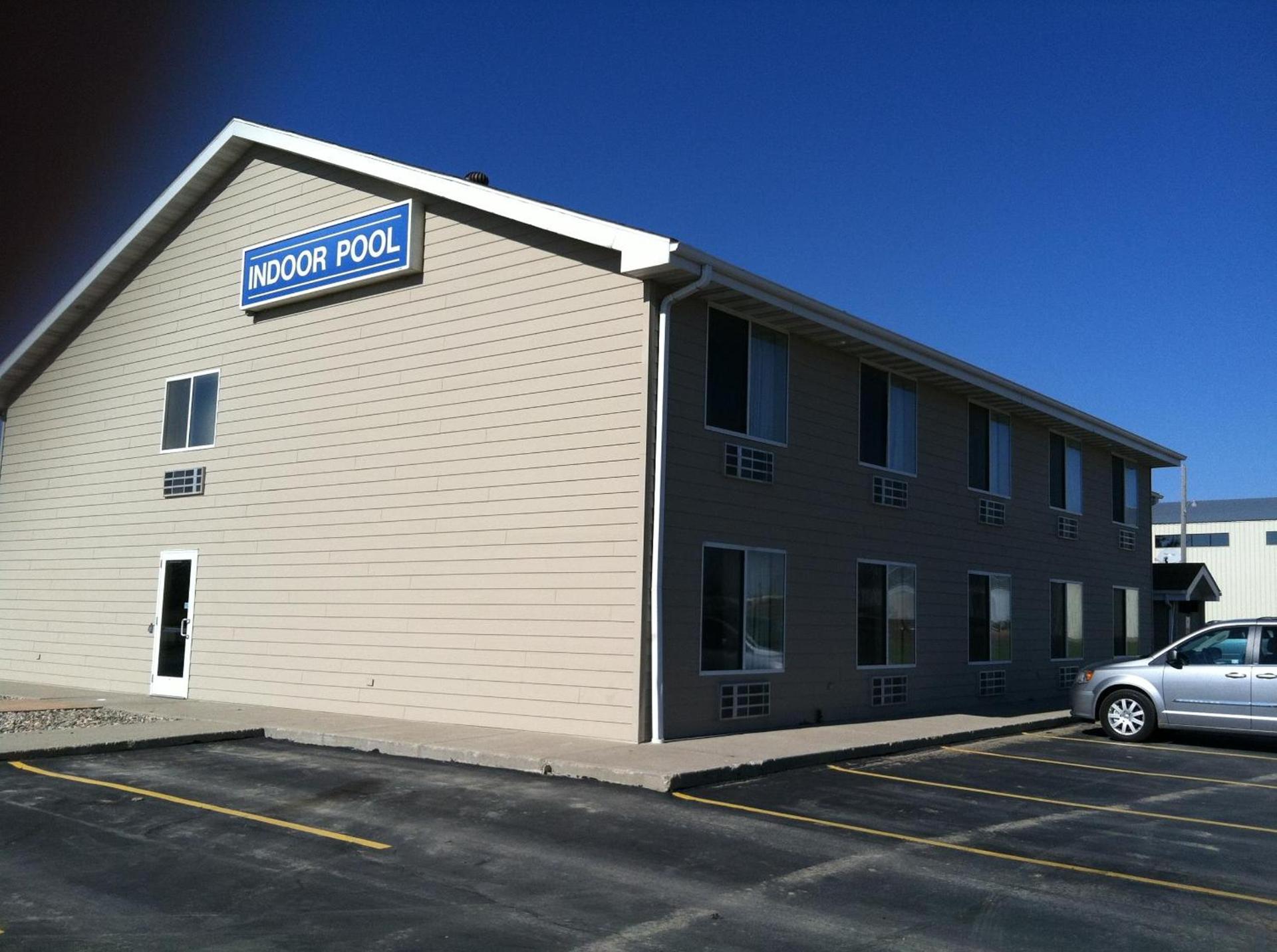 Days Inn by Wyndham Worthington photo 77