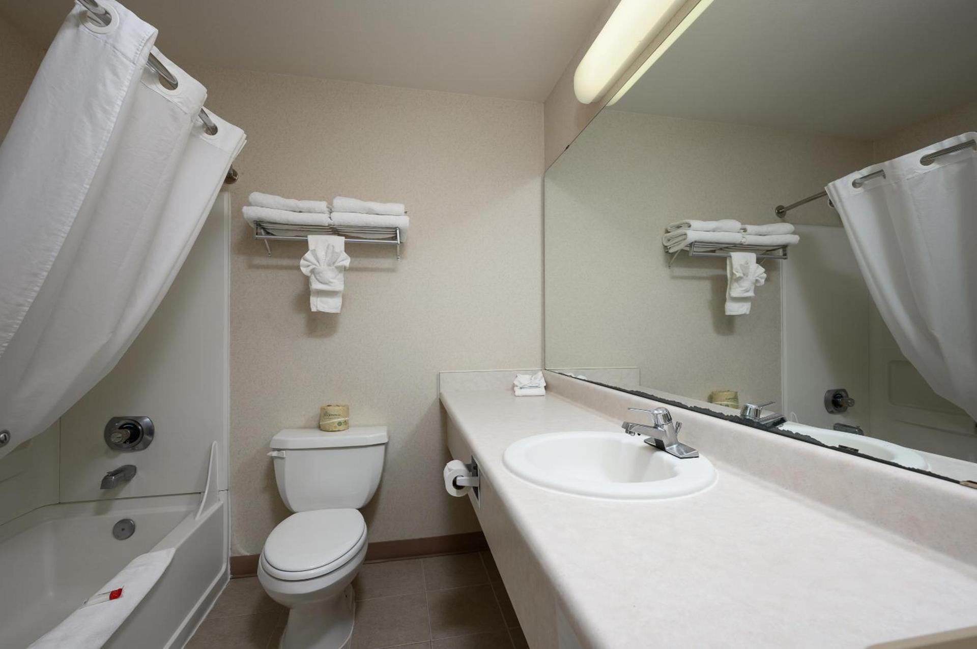 Three Rivers Inn Sedro Woolley photo 15