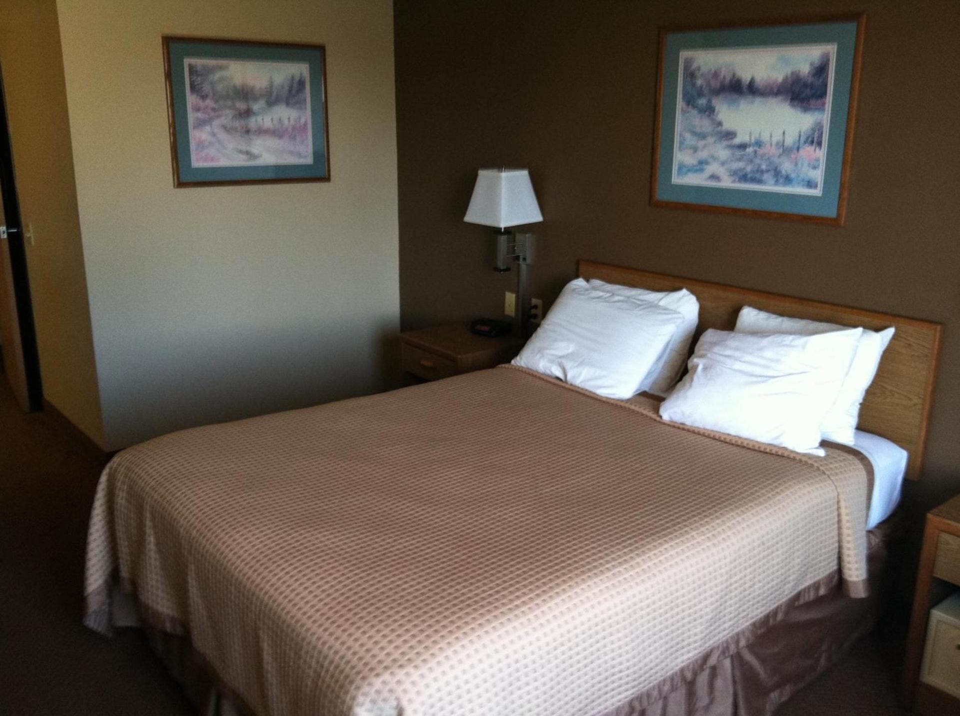 Days Inn by Wyndham Worthington photo 33