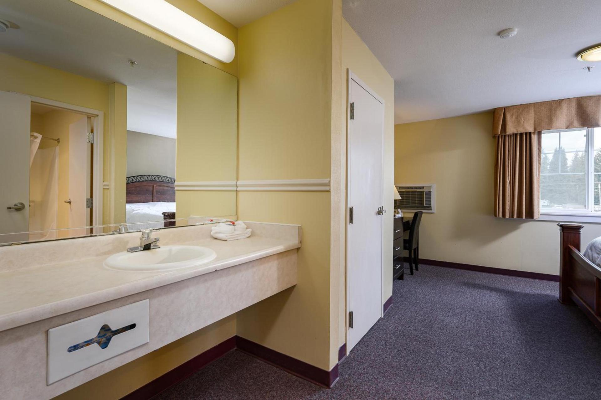 Three Rivers Inn Sedro Woolley photo 10